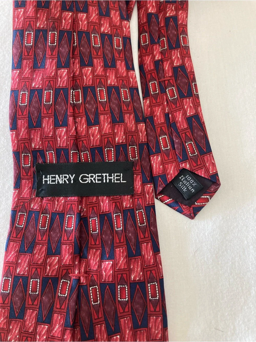 Henry Grethel Men's Red Patterned 100% Silk Tie